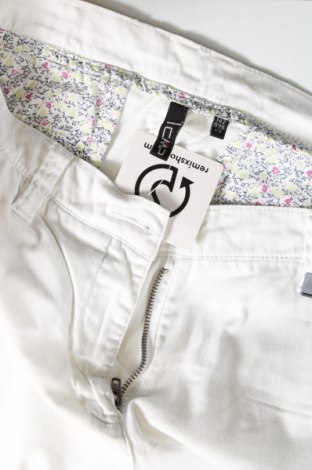Damen Shorts CMP, Größe S, Farbe Weiß, Preis 10,24 €