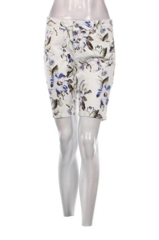 Дамски къс панталон Charles Vogele, Размер M, Цвят Многоцветен, Цена 7,03 лв.