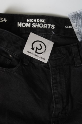 Дамски къс панталон Clockhouse, Размер XS, Цвят Черен, Цена 7,03 лв.