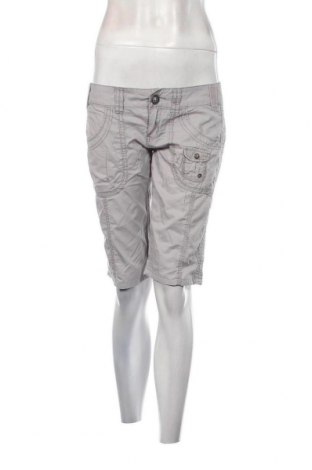 Pantaloni scurți de femei Edc By Esprit, Mărime S, Culoare Gri, Preț 11,84 Lei