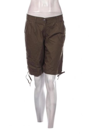 Дамски къс панталон Esmara, Размер XL, Цвят Зелен, Цена 19,00 лв.