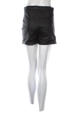 Дамски къс панталон Fb Sister, Размер M, Цвят Черен, Цена 7,60 лв.