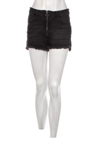 Дамски къс панталон Fb Sister, Размер M, Цвят Черен, Цена 7,98 лв.