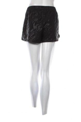 Γυναικείο κοντό παντελόνι Flame, Μέγεθος M, Χρώμα Μαύρο, Τιμή 2,94 €