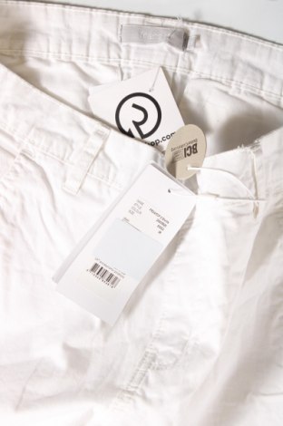 Γυναικείο κοντό παντελόνι Fransa, Μέγεθος M, Χρώμα Λευκό, Τιμή 18,71 €