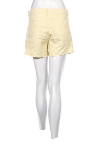 Дамски къс панталон H&M, Размер M, Цвят Жълт, Цена 19,00 лв.