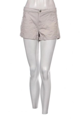 Γυναικείο κοντό παντελόνι H&M, Μέγεθος M, Χρώμα  Μπέζ, Τιμή 11,75 €