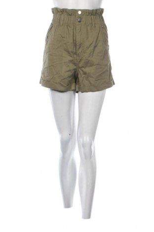 Γυναικείο κοντό παντελόνι H&M, Μέγεθος S, Χρώμα Πράσινο, Τιμή 11,75 €