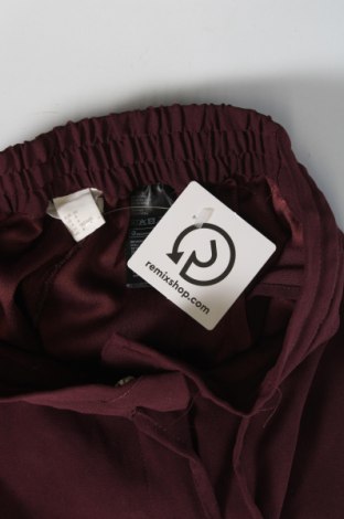 Γυναικείο κοντό παντελόνι H&M, Μέγεθος XS, Χρώμα Κόκκινο, Τιμή 11,75 €