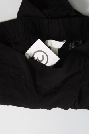 Pantaloni scurți de femei H&M, Mărime XS, Culoare Negru, Preț 25,00 Lei