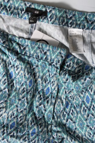 Pantaloni scurți de femei H&M, Mărime XL, Culoare Albastru, Preț 26,25 Lei