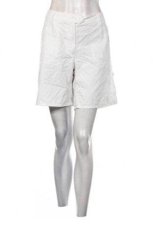 Дамски къс панталон H&M, Размер XL, Цвят Бял, Цена 19,00 лв.