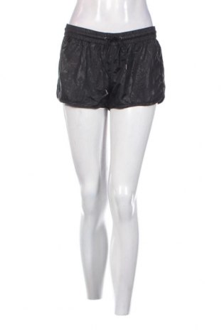 Γυναικείο κοντό παντελόνι H&M Divided, Μέγεθος M, Χρώμα Μαύρο, Τιμή 2,35 €