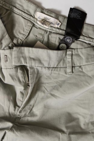 Дамски къс панталон H&M L.O.G.G., Размер M, Цвят Зелен, Цена 10,70 лв.