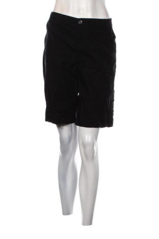 Дамски къс панталон LC Waikiki, Размер L, Цвят Черен, Цена 10,80 лв.