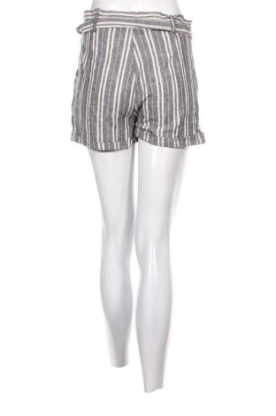 Дамски къс панталон Lager 157, Размер M, Цвят Многоцветен, Цена 13,02 лв.