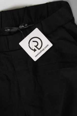 Дамски къс панталон Lager 157, Размер XS, Цвят Черен, Цена 7,60 лв.