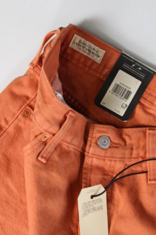 Дамски къс панталон Levi's, Размер M, Цвят Оранжев, Цена 76,00 лв.