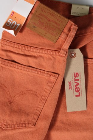 Дамски къс панталон Levi's, Размер XS, Цвят Оранжев, Цена 13,30 лв.