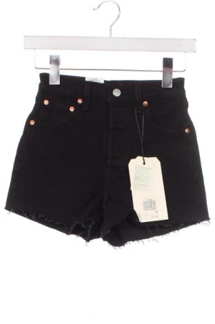 Дамски къс панталон Levi's, Размер XXS, Цвят Черен, Цена 38,00 лв.