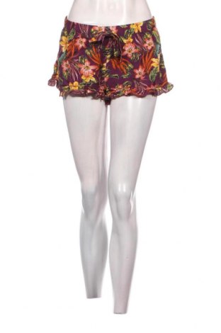 Γυναικείο κοντό παντελόνι Love To Lounge, Μέγεθος M, Χρώμα Πολύχρωμο, Τιμή 3,64 €