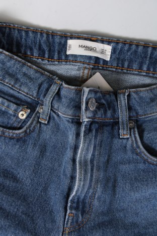 Pantaloni scurți de femei Mango, Mărime M, Culoare Albastru, Preț 42,76 Lei