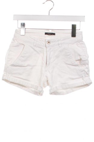 Дамски къс панталон Mohito, Размер XXS, Цвят Бял, Цена 9,19 лв.