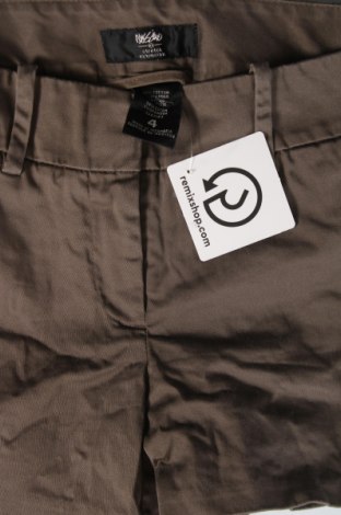 Дамски къс панталон Mossimo, Размер M, Цвят Кафяв, Цена 7,60 лв.
