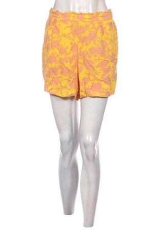 Дамски къс панталон Moves by Minimum, Размер M, Цвят Жълт, Цена 13,60 лв.