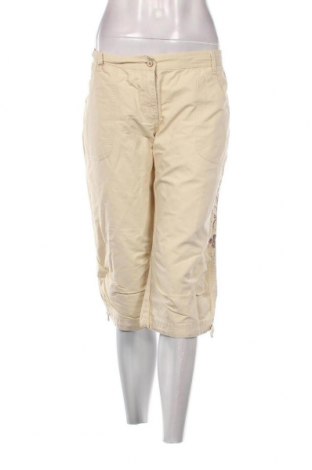 Дамски къс панталон Musto, Размер XL, Цвят Бежов, Цена 20,40 лв.