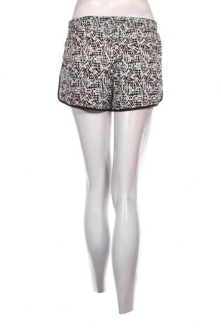 Damen Shorts New Look, Größe S, Farbe Mehrfarbig, Preis 13,22 €