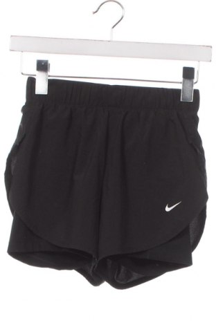 Дамски къс панталон Nike, Размер XS, Цвят Черен, Цена 24,00 лв.