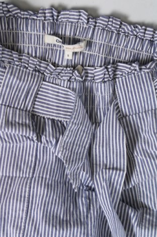 Γυναικείο κοντό παντελόνι ONLY, Μέγεθος S, Χρώμα Πολύχρωμο, Τιμή 9,28 €