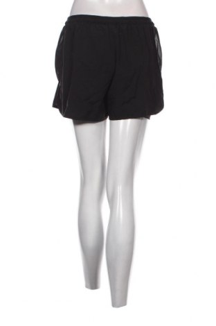 Γυναικείο κοντό παντελόνι ONLY Play, Μέγεθος M, Χρώμα Μαύρο, Τιμή 9,28 €