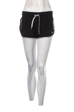 Γυναικείο κοντό παντελόνι PUMA, Μέγεθος M, Χρώμα Μαύρο, Τιμή 14,40 €