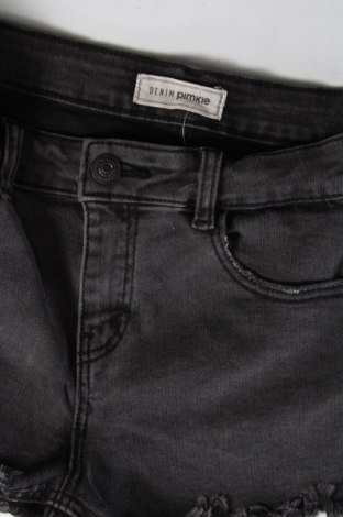 Дамски къс панталон Pimkie, Размер XS, Цвят Сив, Цена 7,98 лв.