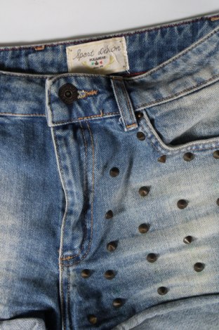 Дамски къс панталон Pull&Bear, Размер M, Цвят Син, Цена 19,00 лв.