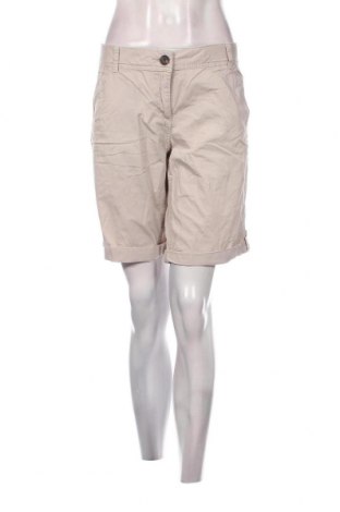 Дамски къс панталон S.Oliver, Размер L, Цвят Бежов, Цена 14,40 лв.