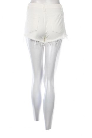 Дамски къс панталон SHEIN, Размер XS, Цвят Бял, Цена 19,00 лв.