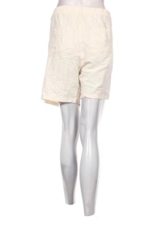 Дамски къс панталон Saint Tropez, Размер 3XL, Цвят Екрю, Цена 18,24 лв.