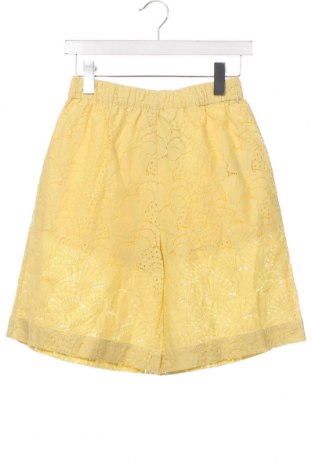 Дамски къс панталон Samsoe & Samsoe, Размер XS, Цвят Жълт, Цена 49,98 лв.