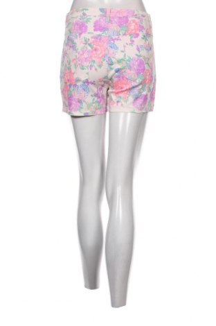 Γυναικείο κοντό παντελόνι Sisters Point, Μέγεθος M, Χρώμα Πολύχρωμο, Τιμή 7,13 €