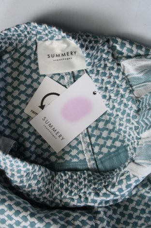 Дамски къс панталон Summery Copenhagen, Размер M, Цвят Многоцветен, Цена 68,00 лв.