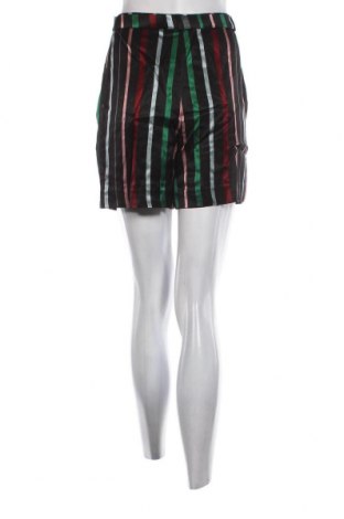 Γυναικείο κοντό παντελόνι Ted Baker, Μέγεθος M, Χρώμα Μαύρο, Τιμή 62,16 €