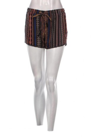 Γυναικείο κοντό παντελόνι Terranova, Μέγεθος S, Χρώμα Πολύχρωμο, Τιμή 7,68 €