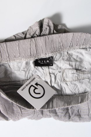 Γυναικείο κοντό παντελόνι VILA, Μέγεθος M, Χρώμα Πολύχρωμο, Τιμή 9,28 €