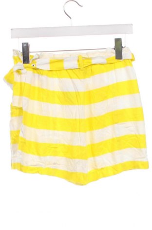Дамски къс панталон Vero Moda, Размер M, Цвят Многоцветен, Цена 5,40 лв.