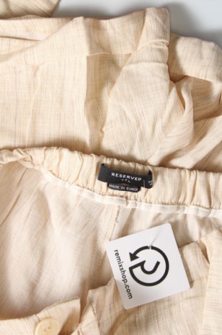 Дамски къс панталон Yfl Reserved, Размер M, Цвят Бежов, Цена 15,00 лв.