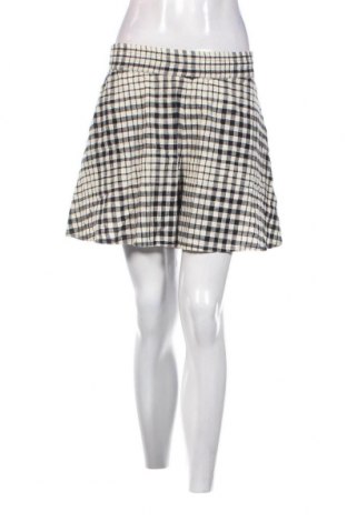 Damen Shorts Zara, Größe M, Farbe Mehrfarbig, Preis 10,44 €