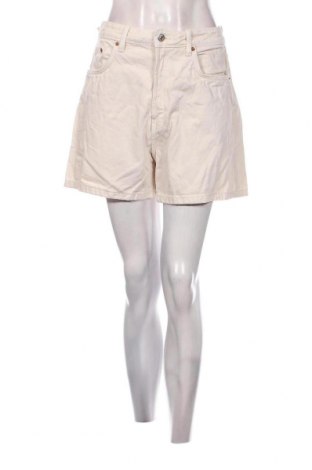 Γυναικείο κοντό παντελόνι Zara, Μέγεθος L, Χρώμα Εκρού, Τιμή 4,45 €